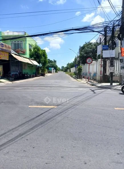 Bán nền mặt tiền đường Lưu Hữu Phước. Nhánh Phạm Ngũ Lão thông Chu Văn An