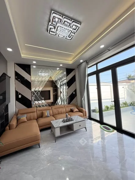 Bán nhà mặt tiền Đoàn Thị Nghiệp Diện tích ngang 5m dài 20m ( thổ cư chủ quyền nhà)