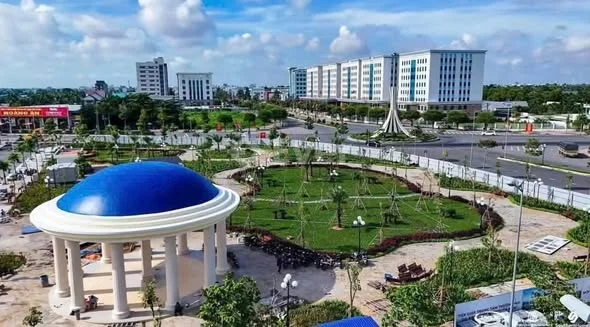 (ĐẤT R.Ẻ GẦN QUẢNG TRƯỜNG (TP.MỸ THO)(HUYỆN LỘ 90C VÔ (80M) THẲNG) KP.LONG HÒA A.P.ĐẠO THẠNH.