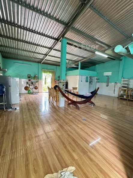 Nhà cấp 4 ngang 8m dài 15m , tổng 120m² thổ cư (dài thực tế gần 20m)