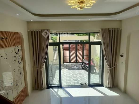 BÁ.N NHÀ 1 TRỆT 1 LẦU — KDC HOÀNG PHÁT, ĐƯỜNG NGUYỄN TIỆMDT: 5m x 20m (100 m²)