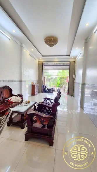 NHÀ 1 TRỆT 1 LẦU VIEW BỜ HỒ P8 – TRUNG TÂM CÀ MAU ♦︎ 𝐕𝐢̣ 𝐭𝐫𝐢́: Đường Lưu Hữu Phước