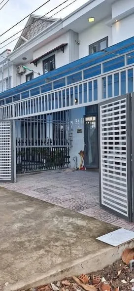 HOA HỒNG 30TR HỢP TÁC!.Giá 𝟐 tỷ 𝟐𝟗𝟎tr - NHÀ LẦU GÓC 𝟐 MẶT TIỀN ĐƯỜNG HUỲNH THỊ NỞ - CÁI RĂNG