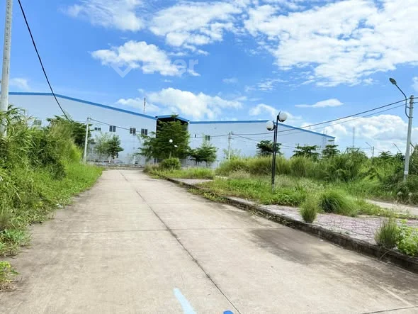 BÁN NỀN ĐƯỜNG SỐ 9D - KĐT HOÀNG TÂM, TP. CÀ MAU Vị trí nền thoáng đẹp - 950 triệu - 130m²