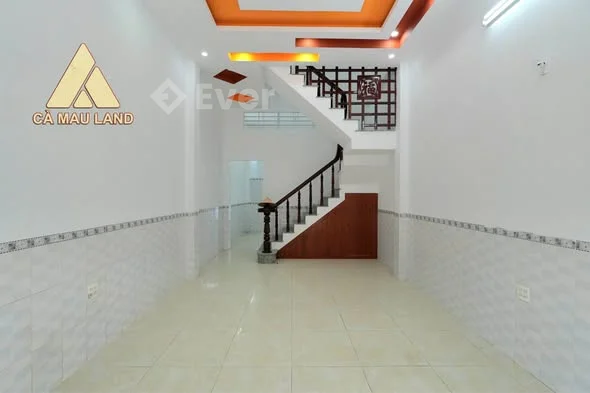 Nhà 1 trệt 1 lầu mặt tiền đường Trần Nguyên Hãn, P4 (cũ) Cà Mau