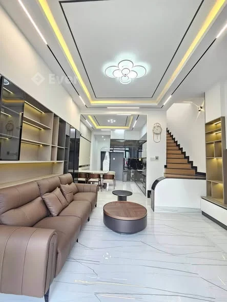 Nhà mới xây khu Văn Hoá Tây Đô - Cái Răng - Cần Thơ- Công năng: phòng khách, 3 phòng ngủ, 3 nvs