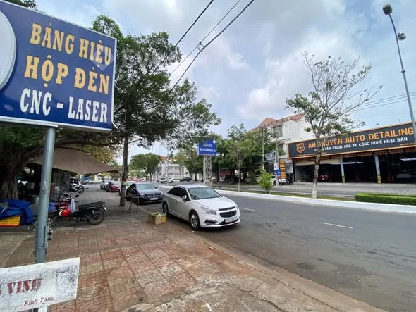 CHO THUÊ NHÀ NGHỈ 14 PHÒNG MẶT TIỀN ĐƯỜNG LẠC HỒNG, PHƯỜNG VĨNH LẠC CŨ, RG, AG