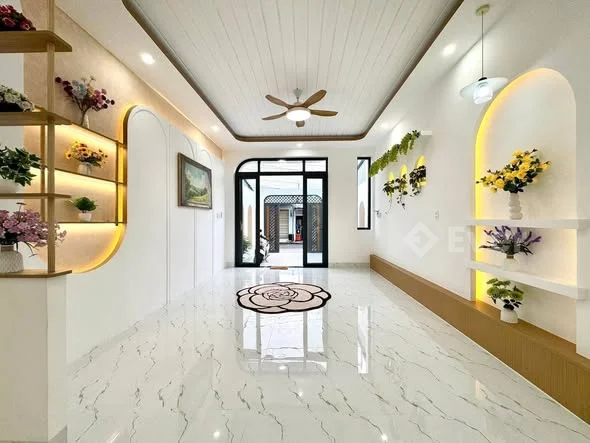 Bán nhà đường Lê Anh Xuân, Khu dân cư Cầu Suối, Vĩnh Quang, Rạch Giá. DT: 4,5 x 24m = 108m2