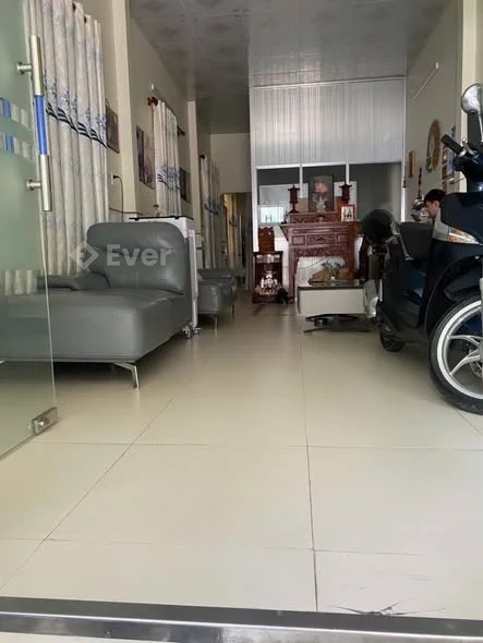 Nhà mặt tiền đường Phan Đình Phùng, Rạch Giá, An GiangVị trí: khoảng 100m đến bệnh viện Bình An - 2,6 tỷ - 78m²