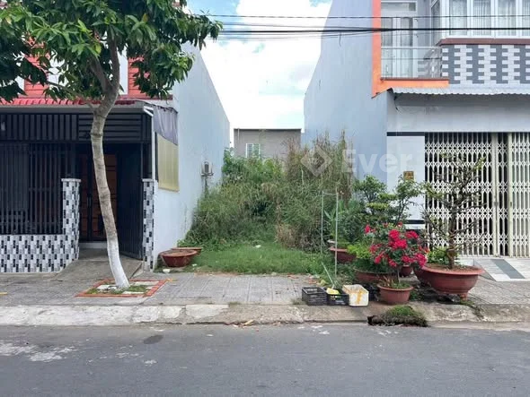 Bán nền tdc Vĩnh Quang,Rạch Giá,An Giang. L9 - 35 Diện tích: 5x18.20m, thổ cư 100% - 1,65 tỷ - 90.6m²