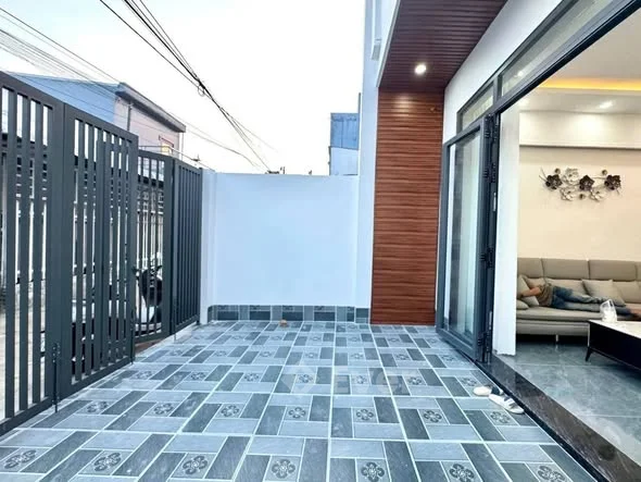 Bán nhà. Hẻm 85 Nguyễn Cư Trinh, Vĩnh Quang, Rạch Giá. DT: 5 x 15m ( thổ cư , có GPXD )