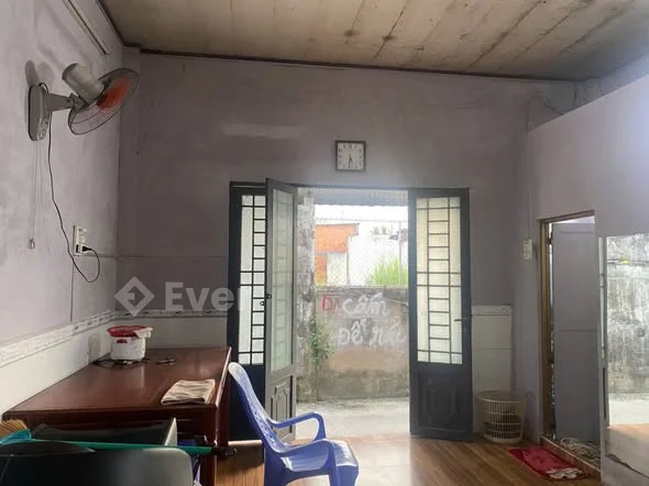 Bán nhà hẻm nguyễn chí thanhGần chợ rach sỏi và chợ cầu ván,gần trường cấp1 nguyễn trường tộ