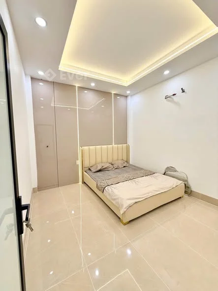 SIÊU PHẨM NHÀ PHỐ LUXURY KHU TDC HUỲNH THÚC KHÁNG - PHÒNG MASTER FULL SÀN TONE TRẮNG ĐEN XÁM LUXURY