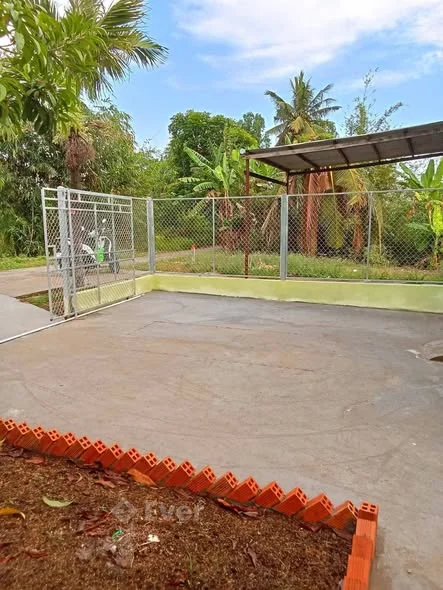 Bán nhà Kinh Tư Thạnh LộcDT: 8,9x22m, full thổ cưCách KCN Thạnh Lộc 6,5km