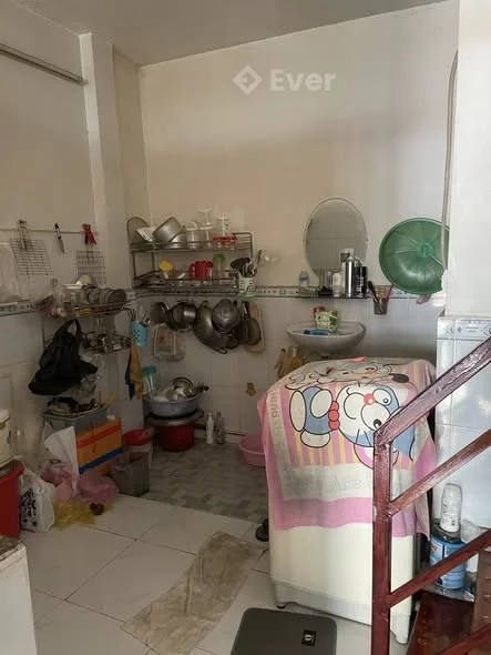 HOT HOT HOT GIẢM GIÁ BÁN GẤP GẤP NHÀ MẶT TIỀN ĐỐNG ĐA