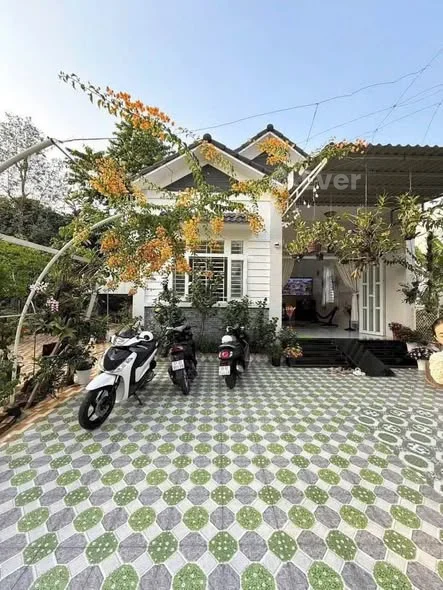 Địa chỉ thửa đát: Đ. Nguyễn Viết Xuân, phường Trà An, Q.Bình Thủy, TP. Cần Thơ - 3,3 tỷ - 379m²