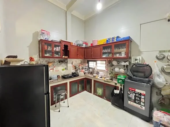 Nhàmặt tiền Lê Phụng HiểuDT: 4x19m ( thổ cư )Hướng Đông Bắc