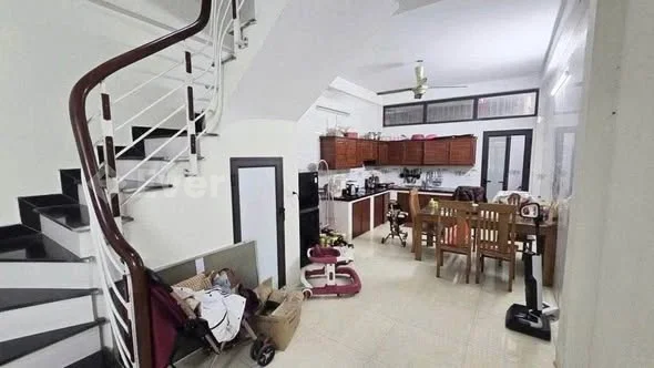 Bán nhà Lai Xá - Sát Đại Học Thành Đô - Giá cực rẻDiện tích hơn 54m2 - Ô tô con vào nhà