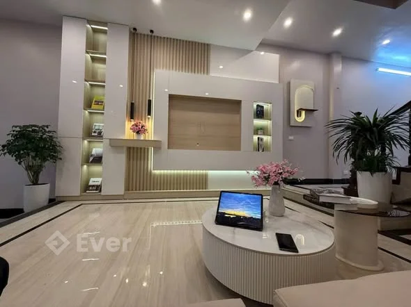 Siêu Phẩm Minh Khai 15m Ra Phố Nhà Mới DT:55m2 MT:4,2m Nhà 4 Tầng Đẹp Lung Linh Nội Thất Sang Trọng