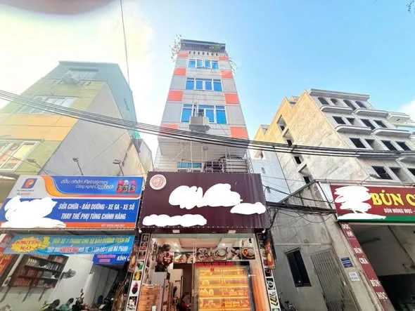 NHÀ DÂN XÂY- XUÂN ĐỈNH- MẶT TIỀN ĐẸP, LÔ GÓC- Ô TÔ TRÁNH - KINH DOANH ĐẲNG CẤP.
Liên hệ: 0345847***.