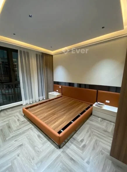 Vạn Phúc Hà ĐôngNhà đẹp, gần phố,thang máy êm du, ngõ thông tứ phía DT 30m 5tầng hơn 9tỷ LH em