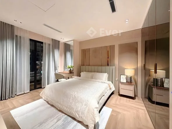 Bán nhanh 3ngủ - Toà T11 Times - Full đồ cao cấp Tầng trung đẹp - Bc Bắc - Toà trung tâm - Sảnh rộn