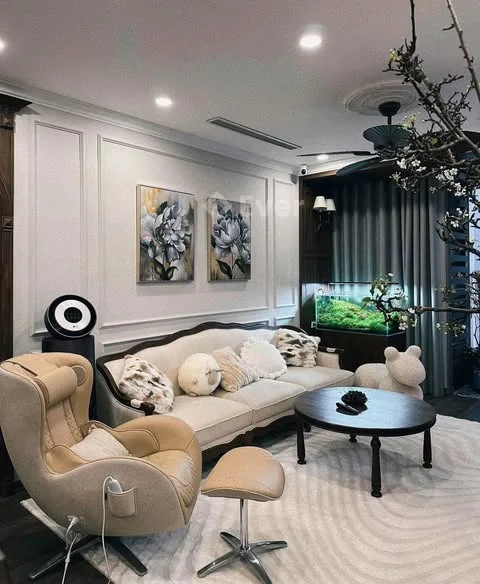 Hàng hiếm E bán căn 143m toà Park 8 4 phòng ngủ rộng Căn Góc View Quảng Trường đẹp Nhà đẹp full