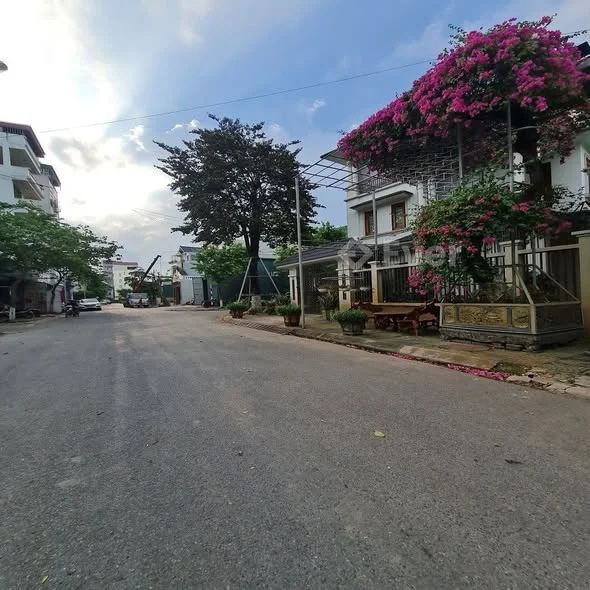 Trâu Quỳ, Gia Lâm. 40m2 đường 13, giá đầu tư, chỉ nhỉnh 8 tỷ. Lh 0989894***