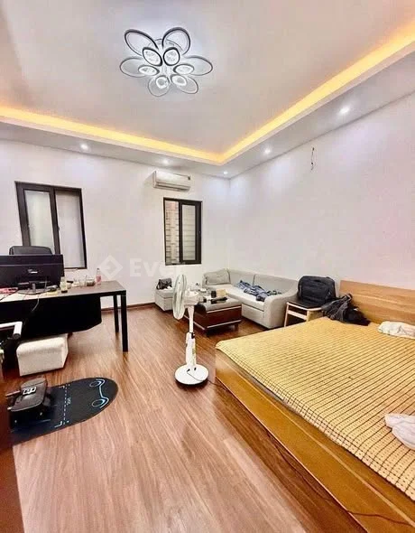 DOÃN KẾ THIỆN - HỒ TÙNG MẬU - 38M - NGÕ THÔNG GẦN PHỐ - KHÔNG QUY HOẠCH - 8.x TỶ- 5 tầng