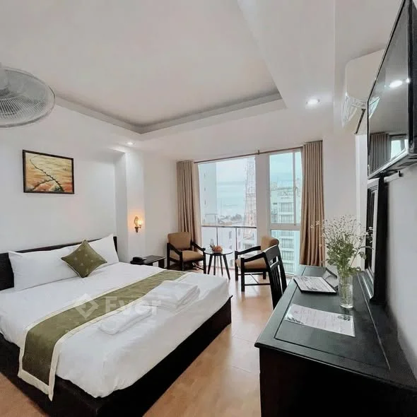 Khách sạn 12 tầng mặt tiền đường Hùng Vương ( ngang 7.76m) - Lộc Thọ