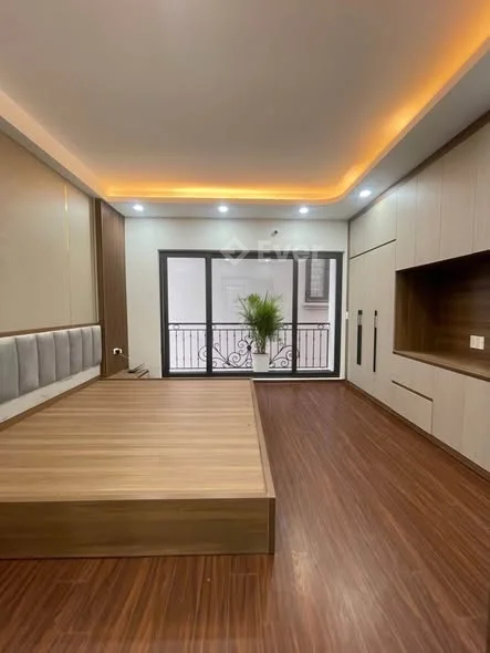 NHÀ MỚI NGŨ HIỆP – Ở NGAY – SÁT PHỐ VŨ LĂNG - Ô TÔ ĐỖ CỬA • Diện tích: 55m² x 4 tầng • 4 phòng ngủ