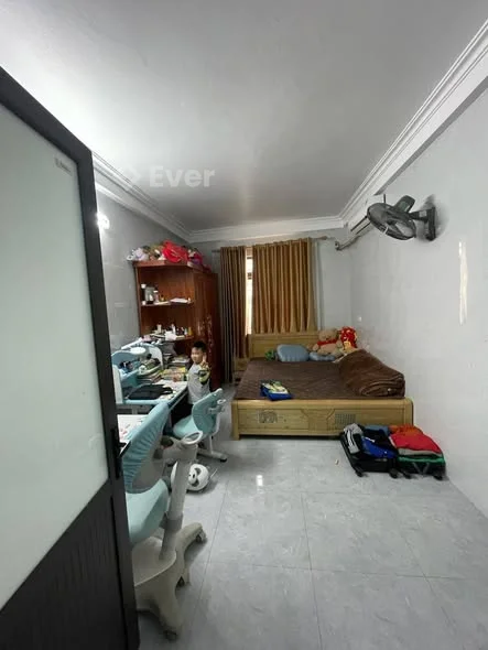 DUY NHẤT - NHÀ ĐẸP VĨNH HOÀNG - TÂN MAI - TAM TRINH - ÔTÔ ĐỖ CÁCH NHÀ 10M - NỞ HẬU