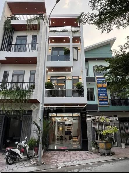 NHÀ 1 TRỆT 2 LẦU 1 TẦNG THƯỢNG – FULL NỘI THẤT CAO CẤP