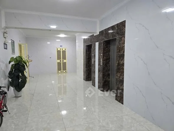 CHÍNH CHỦ CẦN NHƯỢNG LẠI CĂN HỘ 2 NGỦ VIEW HỒ TẠI NAM TRUNG YÊN, CẦU GIẤY - 7.1 TỶ