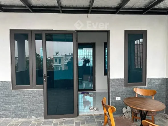 NHỈNH 5,x TỶ CÓ NHÀ 4 TẦNG MỚI CỨNG THƠM MÙI SƠN - NỘI THẤT LIỀN TƯỜNG HÀNG HÃNG XỊN ĐẸP