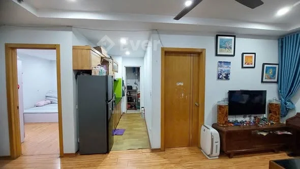 Thông tin nổi bật: • Diện tích: 56m² – thiết kế tối ưu • 1 phòng khách + 2 phòng ngủ thoáng sáng tự