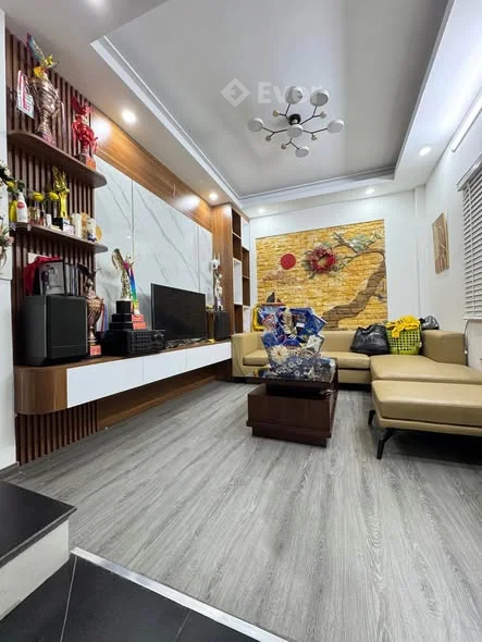 ĐẠI KIM - LINH ĐÀM - OTO TRÁNH - 5 TẦNG - HƠN 8 TỶ - Nhà 5 tầng có tới 5 phòng ngủ - 37M2