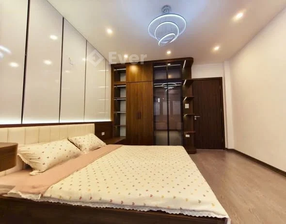 NGUYỄN LƯƠNG BẰNG - TT - Ô TÔ ĐỖ CỬA - 3 PN - 2 VS - LÔ GÓC SÁNG THOÁNG - 90 M 4 TỶ