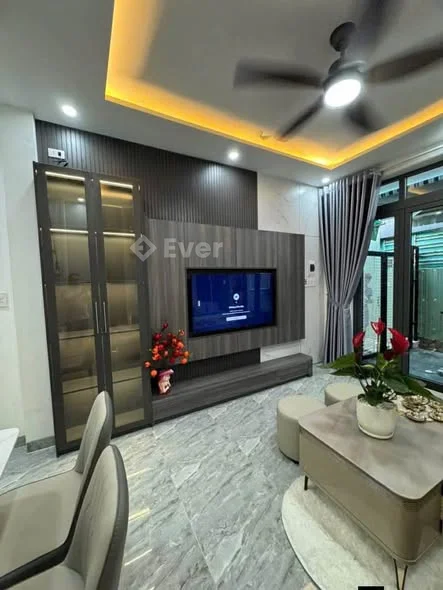 Bán nhà Hoàng Diệu - 60m2 - nhỉnh 4 tỷ - trung tâm Hải Châu - Đà Nẵng.