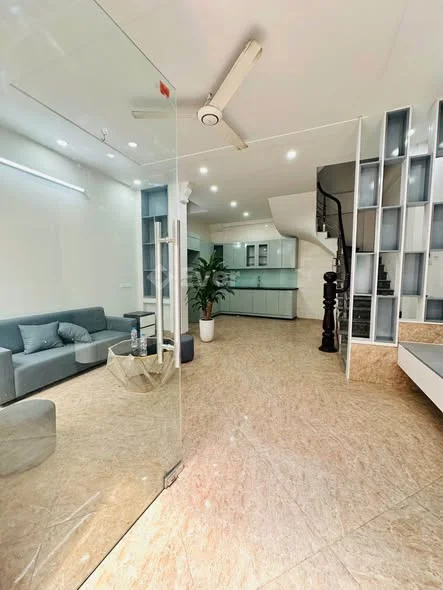 * Nhà mình ở HOÀNG VĂN THÁI ^ THANH XUÂN ^ 36m ^ Nhỉnh 8.x T.Ỷ ( có TL )