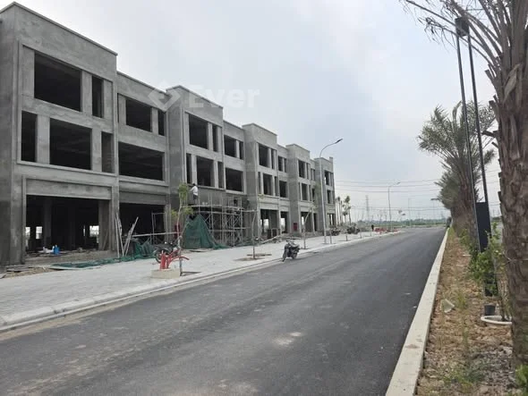 Căn mẫu Shophouse Telin Park Kim Bài đẹp quá ạ.Shophouse, đất dịch vụ đối diện Vinhome Olympic