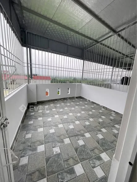 Bán nhà tại hoàng liên Nhà 30m , mặt tiền 4m, 5 tầng4 wc 3 ngủ Phù hợp để ở và cho thuê