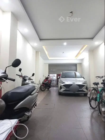 NHÀ PHÂN LÔ, Ô TÔ TRÁNH- MẶT NGÕ THÔNG KD CỰC KỲ SẦM UẤT PHỐ NGUYỄN XIỂN