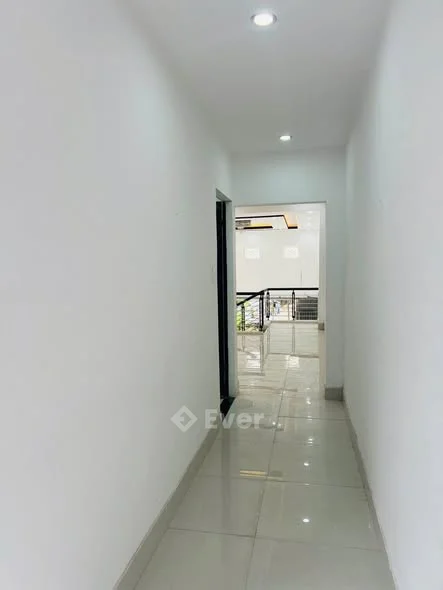 BÁN NHÀ 2 TẦNG – NGUYỄN HUY TỰ, HOÀ MINH.Cách biển 300m. Công năng: • 3 phòng ngủ, 2 vệ sinh