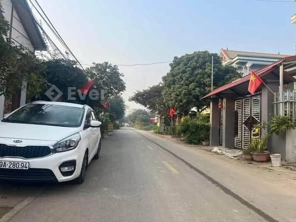 Duy nhất tại Lễ Khê - Xuân Sơn -Sơn Tây - Hà Nội Diện tích : 140mMặt : 7mFull thổ cư