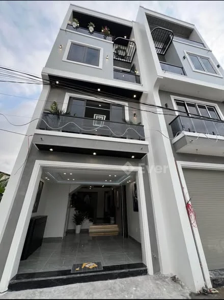 BÁN NHÀ 4 TẦNG PHONG CÁCH HIỆN ĐẠI TRẺ TRUNG FULL NỘI THẤT LUXURY CÓ GARA OTO