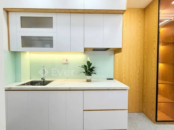 Phải thật nhanh các bác ơiiiNhỉnh 3 tỷ có ngay căn nhà cực kỳ đẹp trong phố Minh Khai