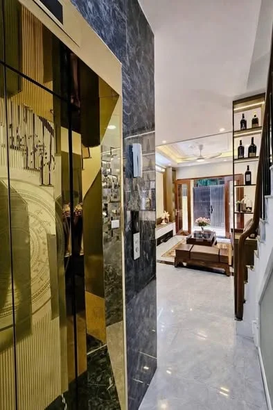 12 TỶ CÓ NGAY 6 TẦNG THANG MÁY - FULL NỘI THẤT - TRƯƠNG CÔNG GIAI