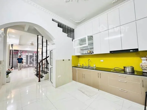 SIÊU HIẾM XUÂN THỦY – Ô TÔ – KINH DOANH – GIÁ TỐT45m² – 4 tầng – giá nhỉnh 13 tỷ - 13 tỷ - 45m²