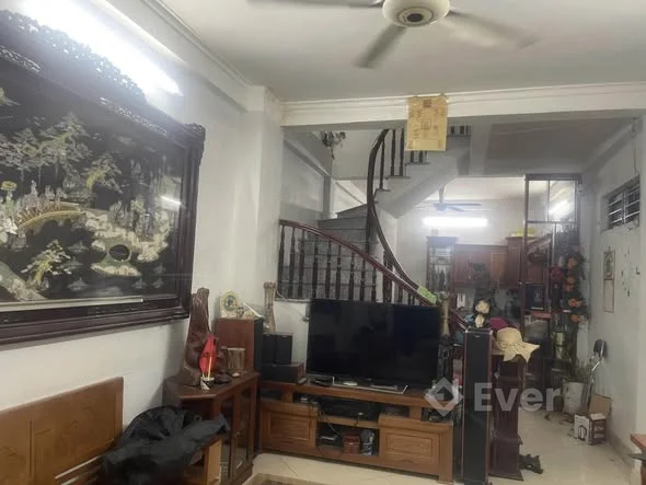 bán nhà tại cổ bi- gia lâm.- siêu phẩm nhà 4 tầng,oto đỗ cửa , lô góc 2 mặt thoáng